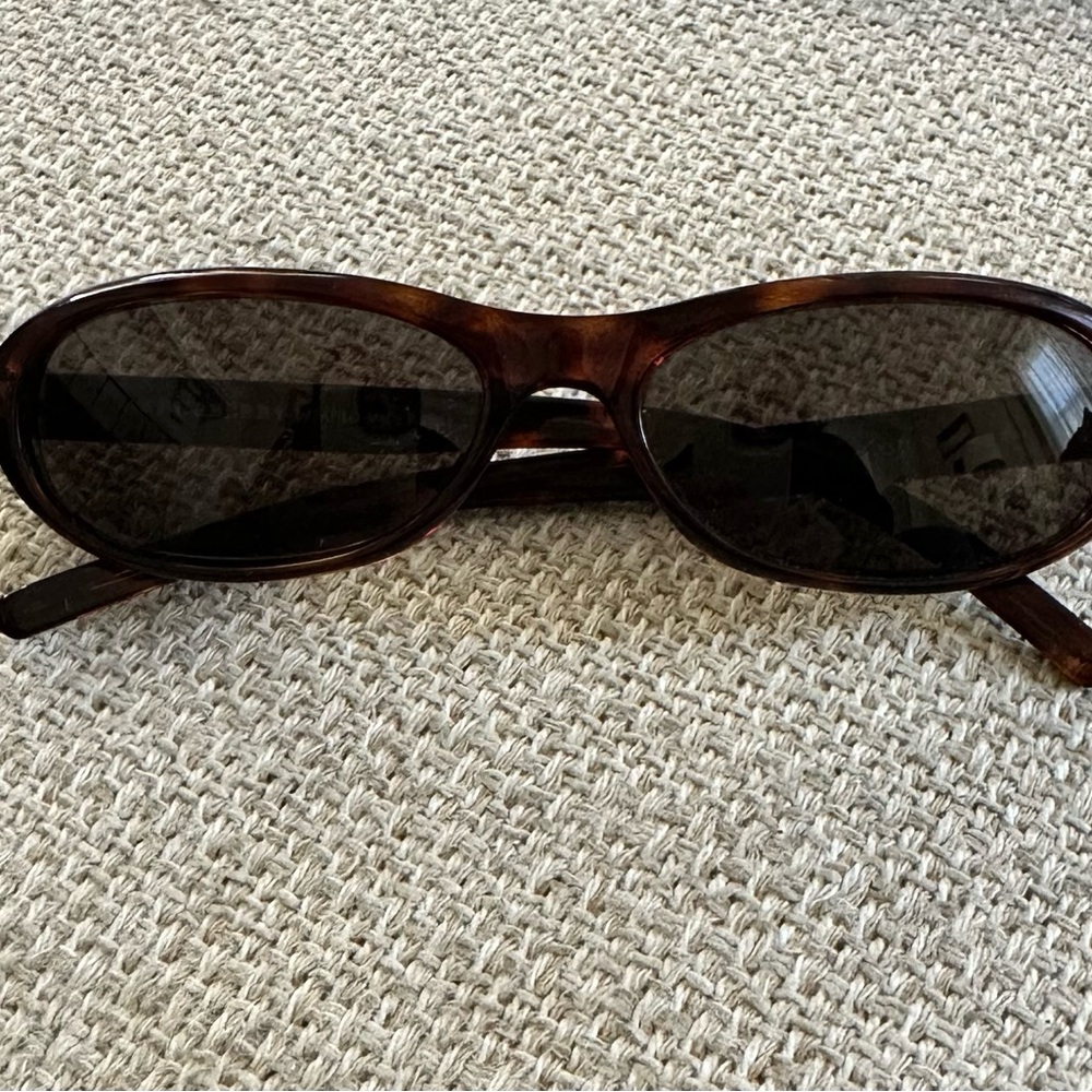 Tortoise frame Burberry sunglasses